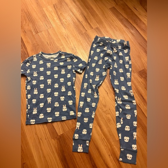 GAP Kids Pajama Set with StarWars StormTrooper Bunny Faces - Youth 14 - Picture 1 of 5